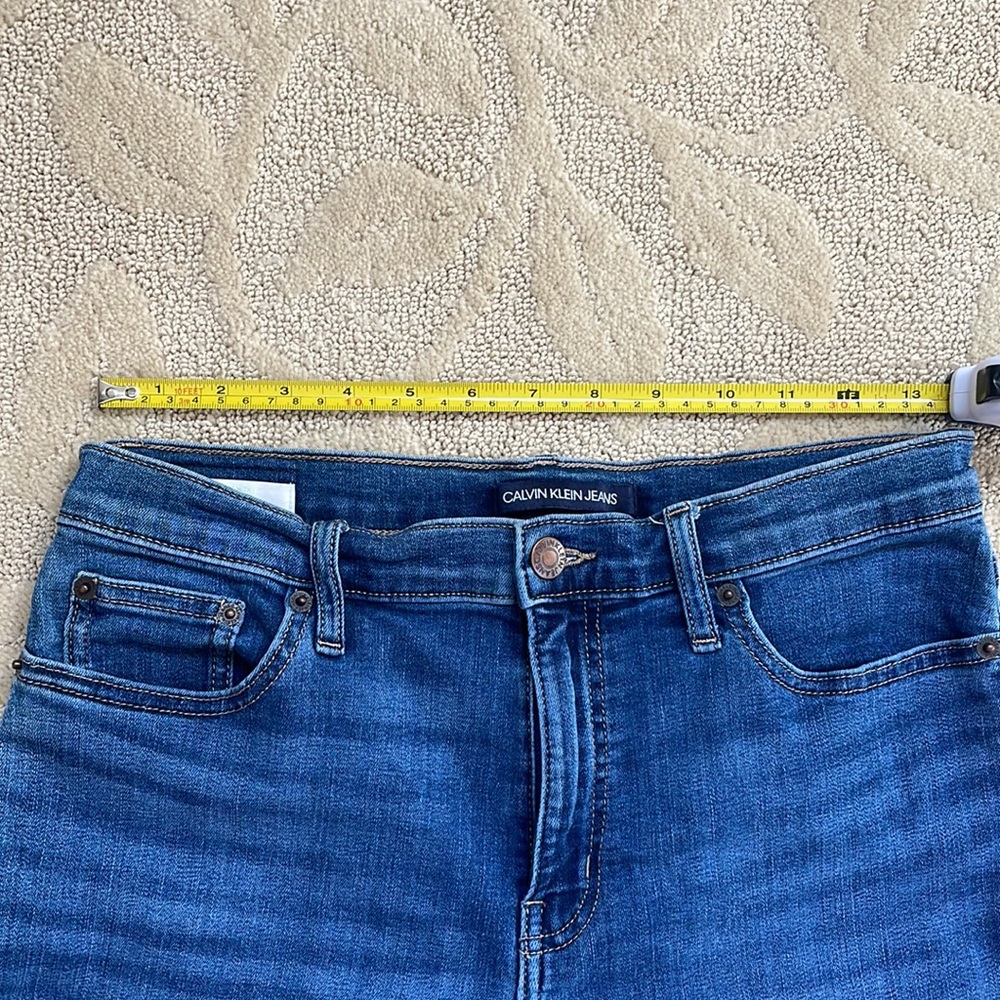 Calvin Klein Jean Shorts - Picture 4 of 5